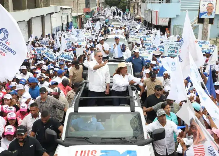 Luis Abinader Caravana