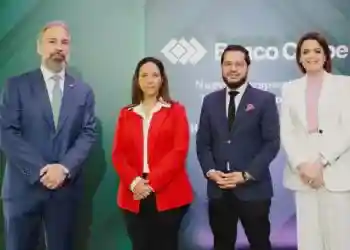 Banco Caribe celebró un desayuno-conferencia en Santiago