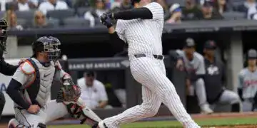 Anthony Rizzo bateó un jonrón