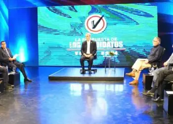 Abinader en Diálogos Medios Corripio (Fuente externa)