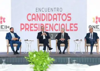 Luis Abinader en "Encuentro Presidencial" organizado por la Asociación Nacional de Empresas e Industrias Herrera (ANEIH)