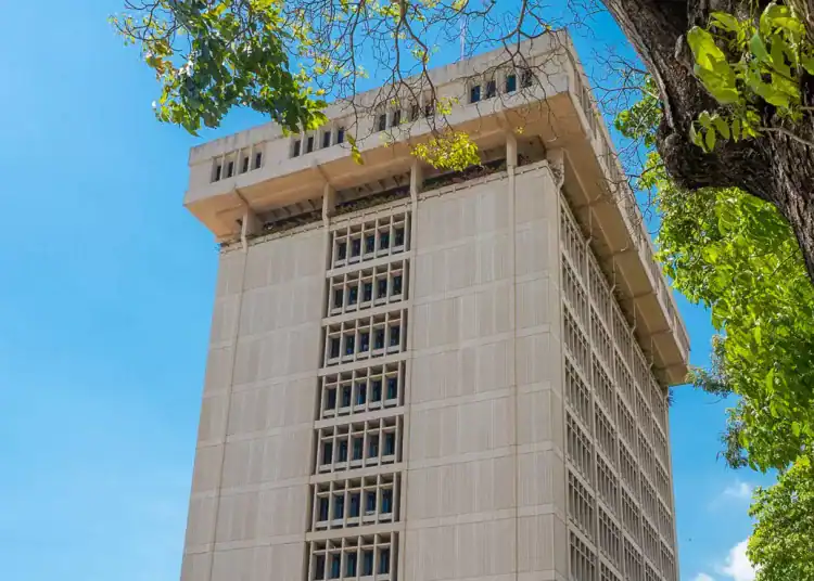 Fachada del Banco Central de la República Dominicana - DIARIO FINANCIERO