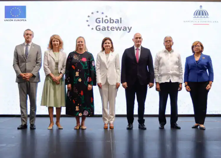 Vicepresidenta Raquel Peña con miembros de la UE (Fuente: Presidencia)