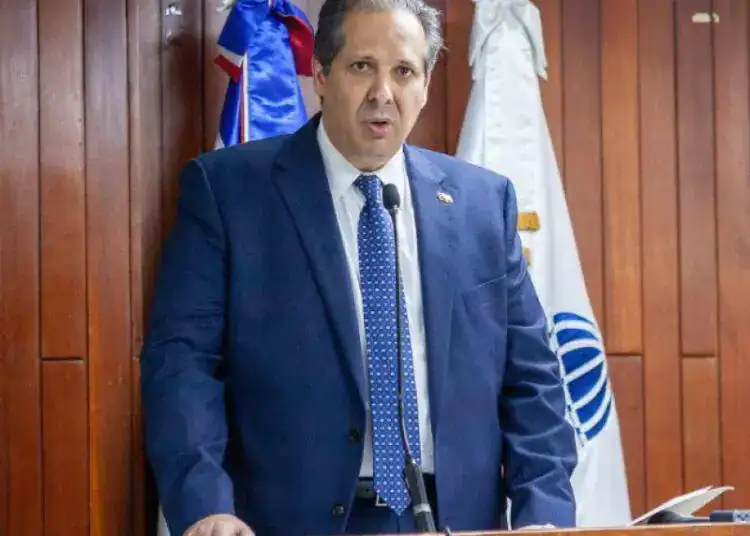 Ministro de Salud Publica