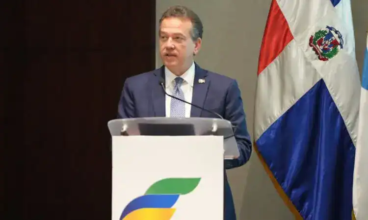 Victor Bisonó en Almuerzo con las Cámaras de Comercio y Producción