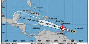Trayectoria Huracán Beryl (Fuente: Hurricane Tracker)