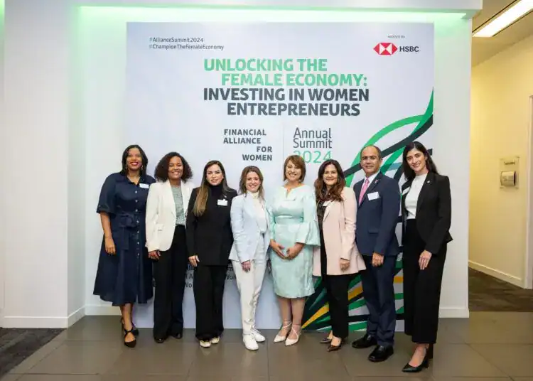 Representantes de la banca múltiple asistentes al evento