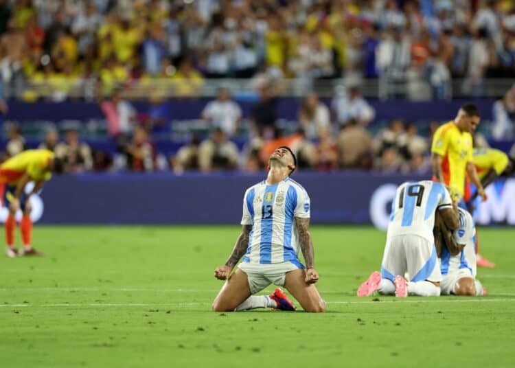 Cuti Romero celebrando el triunfo de Argentina