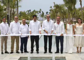 Complejo de apartamentos Cana Rock Star Condos