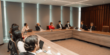 Misión del Fondo Monetario Internacional se reúne con ejecutivos de la ABA