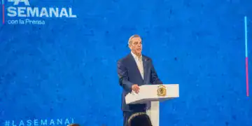 Luis Abinader en La Semanal