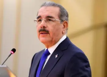 Danilo Medina Critica Reforma Constitucional Propuesta por Luis Abinader