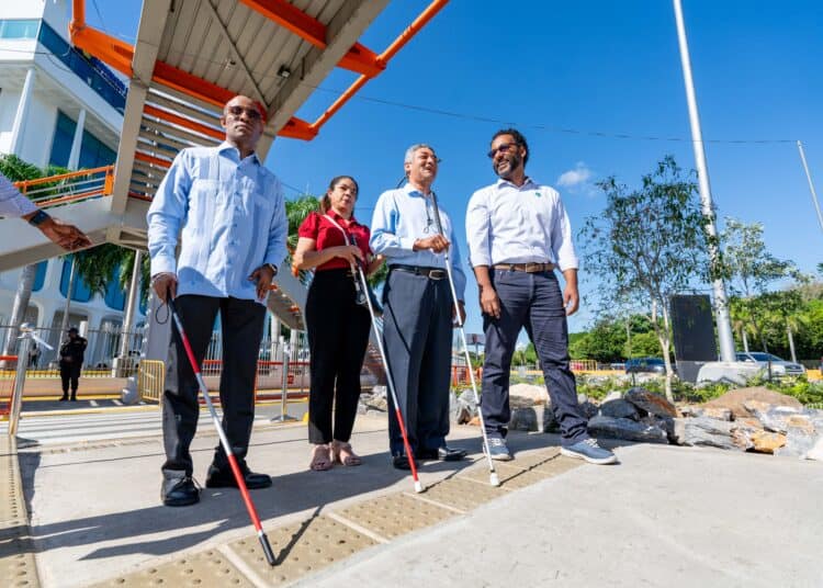 APAP y ADN rehabilitan accesos inclusivos de la Kennedy con Máximo Gómez