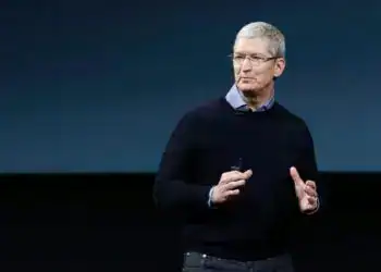 Tim Cook presentando nuevo iPhone