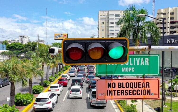 La sombra de irregularidades en la licitación del INTRANT