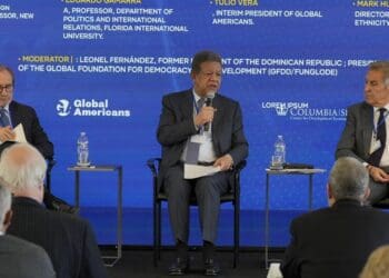 Leonel Fernández en conferencia de FUNGLODE