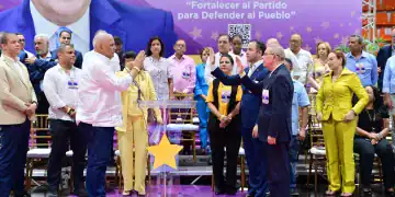 Danilo Medina Retiene el Poder y Johnny Pujols Lidera la Secretaría General”