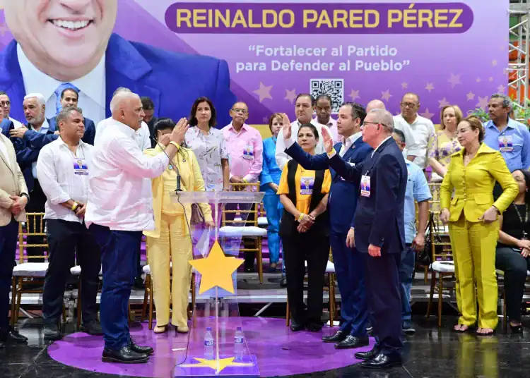 Danilo Medina Retiene el Poder y Johnny Pujols Lidera la Secretaría General”