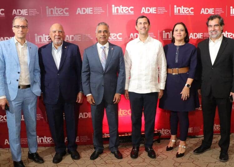 Jacopo Buongiorno, Julio Sánchez Maríñez, Joel Santos, Roberto Herrera, Alliet Ortega y Manuel Cabral.