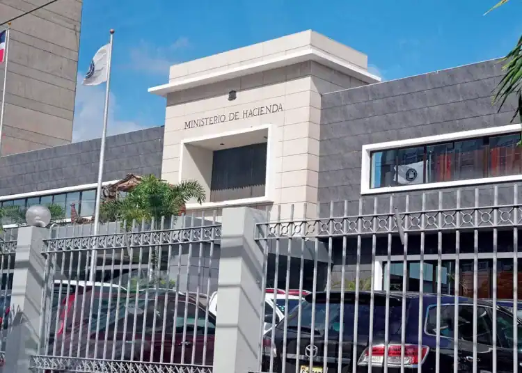 Fachada del Ministerio de Hacienda de la República Dominicana