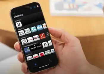 Imagen del stan de periódicos donde sale diario financiero rd