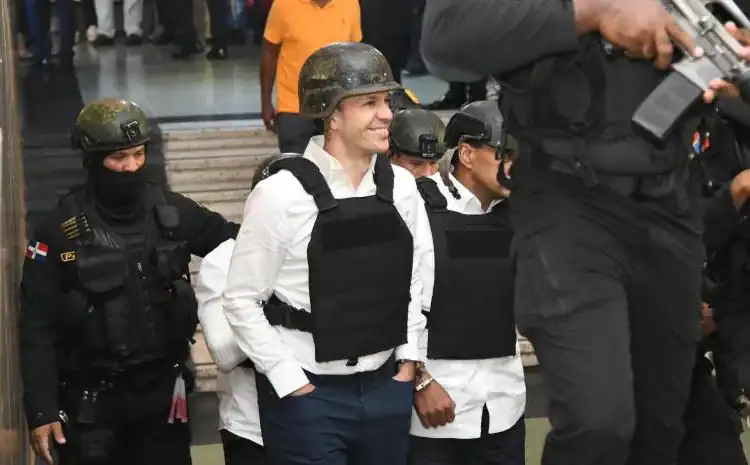 Hugo Beras sonriente después de variar su medida (Fuente: X)