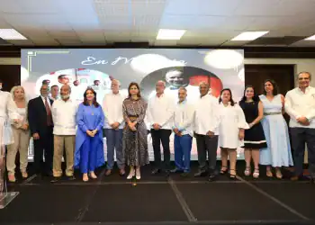 Raquel Peña en conferencia en la Romana