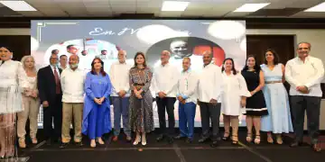 Raquel Peña en conferencia en la Romana