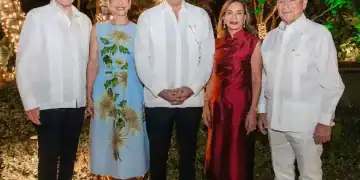 Billl Clinton, Raquel Arbaje, Luis Abinader, Laura Chinchilla y Frank Rainieri