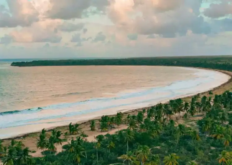 Miches_Drone_Play_Esmeralda