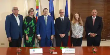 Luis Lembert, Vera Jiménez, Steven Puig, Valéry Vicini, Virginie Díaz y Freddy Simó