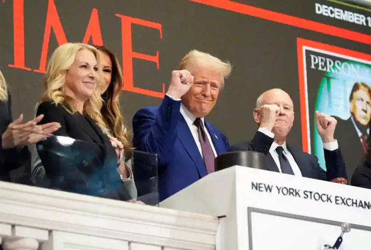 donald-trump-toco-la-campana-en-la-bolsa-de-nueva-york
