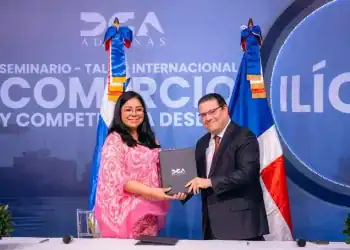 República Dominicana y Panamá fortalecen lucha contra ilícitos aduaneros