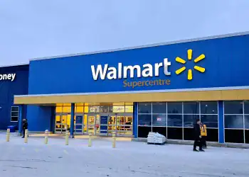 Toronto,,Canada,-,January,10,,2025:,The,Outside (2569768023)