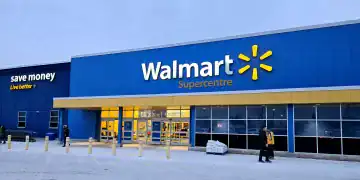 Toronto,,Canada,-,January,10,,2025:,The,Outside (2569768023)