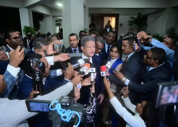 Leonel Fernández critica discurso de Abinader