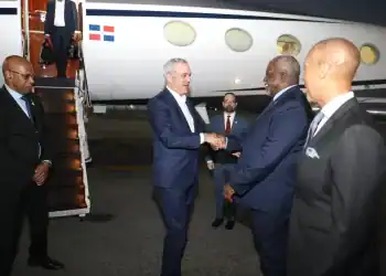 Presidente Abinader llega a Guyana para fortalecer relaciones bilaterales