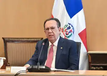 Hector Valdez Albizu, Gobernador del BCRD - DIARIO FINANCIERO