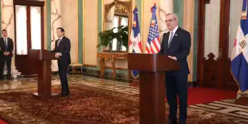 Durante una rueda de prensa encabezada por el presidente Luis Abinader, el secretario de Estado de EE.UU., Marco Rubio - DIARIO FINANCIERO RD