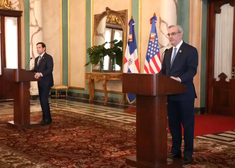 Durante una rueda de prensa encabezada por el presidente Luis Abinader, el secretario de Estado de EE.UU., Marco Rubio - DIARIO FINANCIERO RD