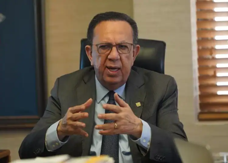 Hector Valdez Albizu, Gobernador del BCRD / Fuente: Externa, vía DIARIO FINANCIERO