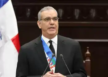 El presidente Luis Abinader resaltó los avances del Banco de Reservas