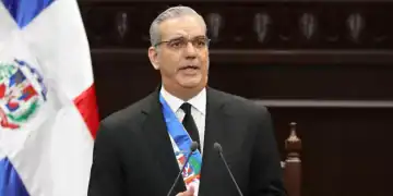 El presidente Luis Abinader resaltó los avances del Banco de Reservas