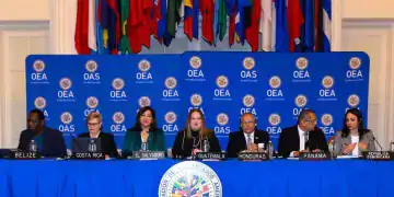Ministros de seguridad de Belice, Costa Rica, El Salvador, Guatemala, Honduras, Panamá y República Dominicana se reunieron en Washigton para establecer la estrategia contra el tráfico de armas. (FUENTE EXTERNA)