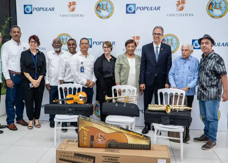 Banco Popular Dona Instrumentos Musicales a Jóvenes de La Vega