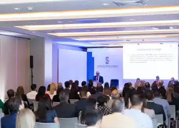 Celebración de asamblea ACAP 2025 vía DIARIO FINANCIERO