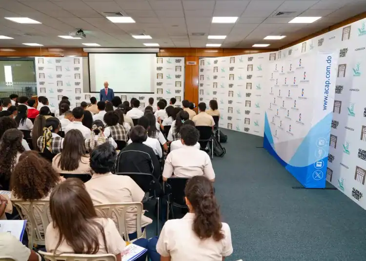 Diego Sosa, durante una de sus charlas de educación financiera