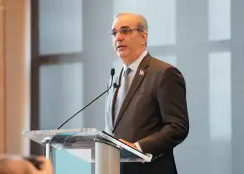 Abinader promueve a RD como destino clave para inversión y nearshoring