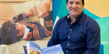Lanzan libro infantil "El pequeño Salo descubre el valor del dinero"