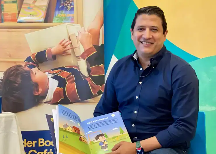 Lanzan libro infantil "El pequeño Salo descubre el valor del dinero"